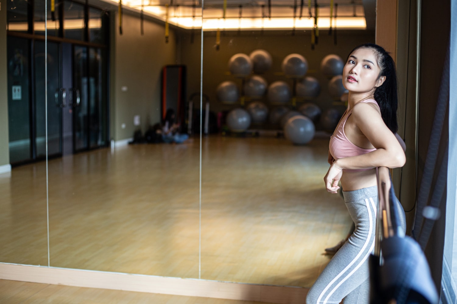 Spiegelwand Fitnessstudio – großformatig und stabil montiert